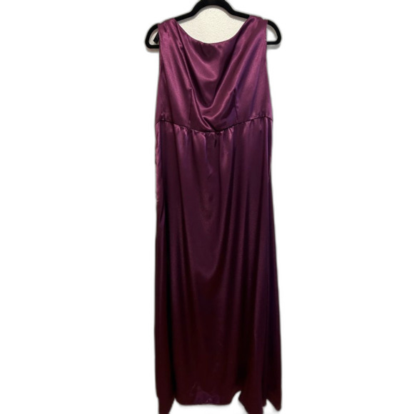 Formal dress size about 2x handmade - Picture 11 of 11